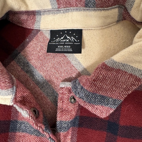 Oversized Shacket - Picture 4 of 9